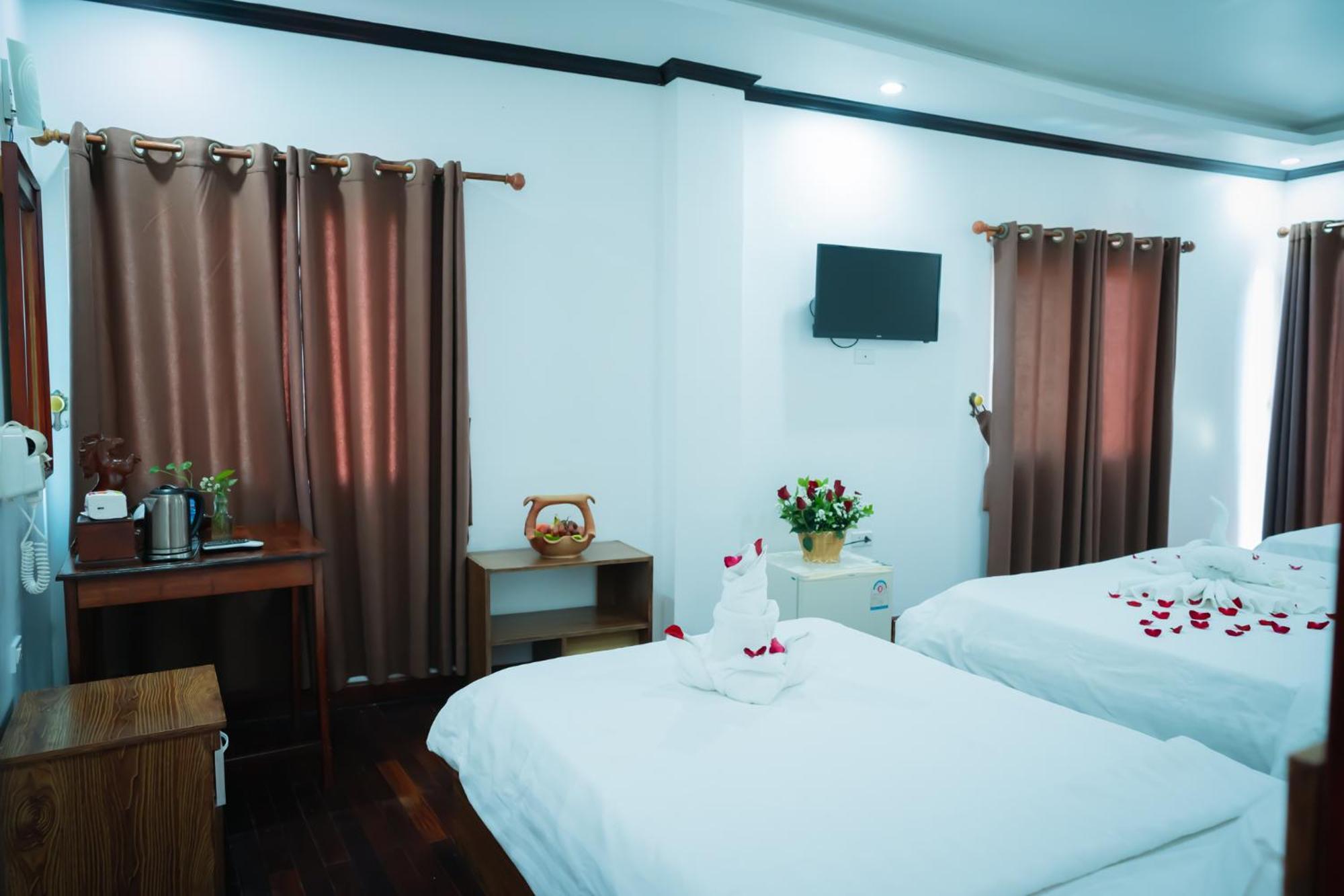 Vientiane Ruby Riverside Hotel エクステリア 写真