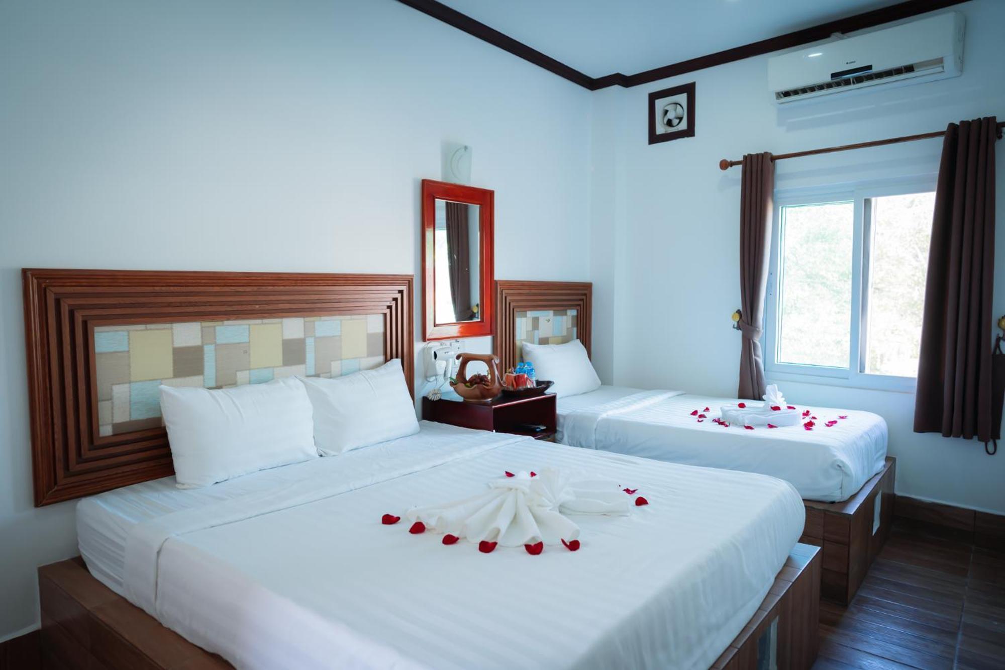 Vientiane Ruby Riverside Hotel エクステリア 写真