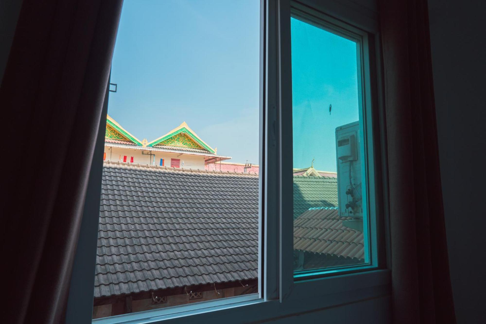 Vientiane Ruby Riverside Hotel エクステリア 写真