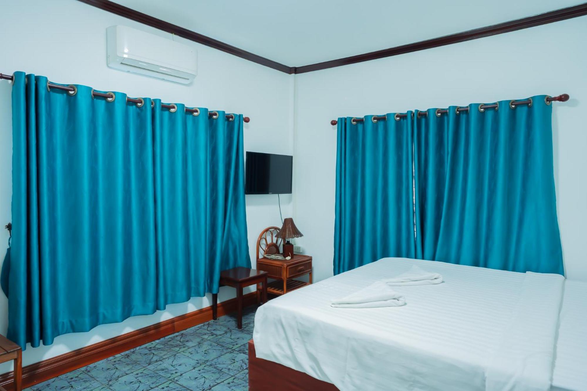 Vientiane Ruby Riverside Hotel エクステリア 写真