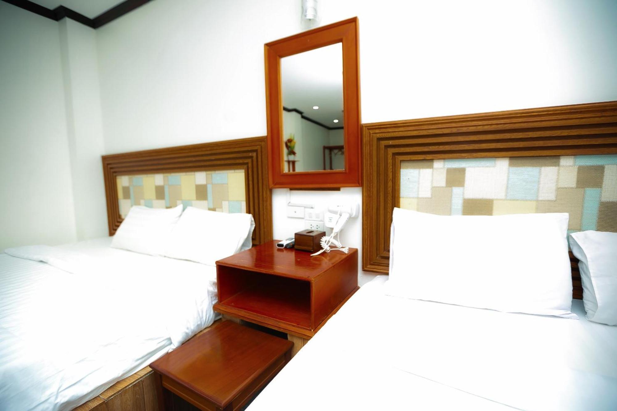 Vientiane Ruby Riverside Hotel エクステリア 写真