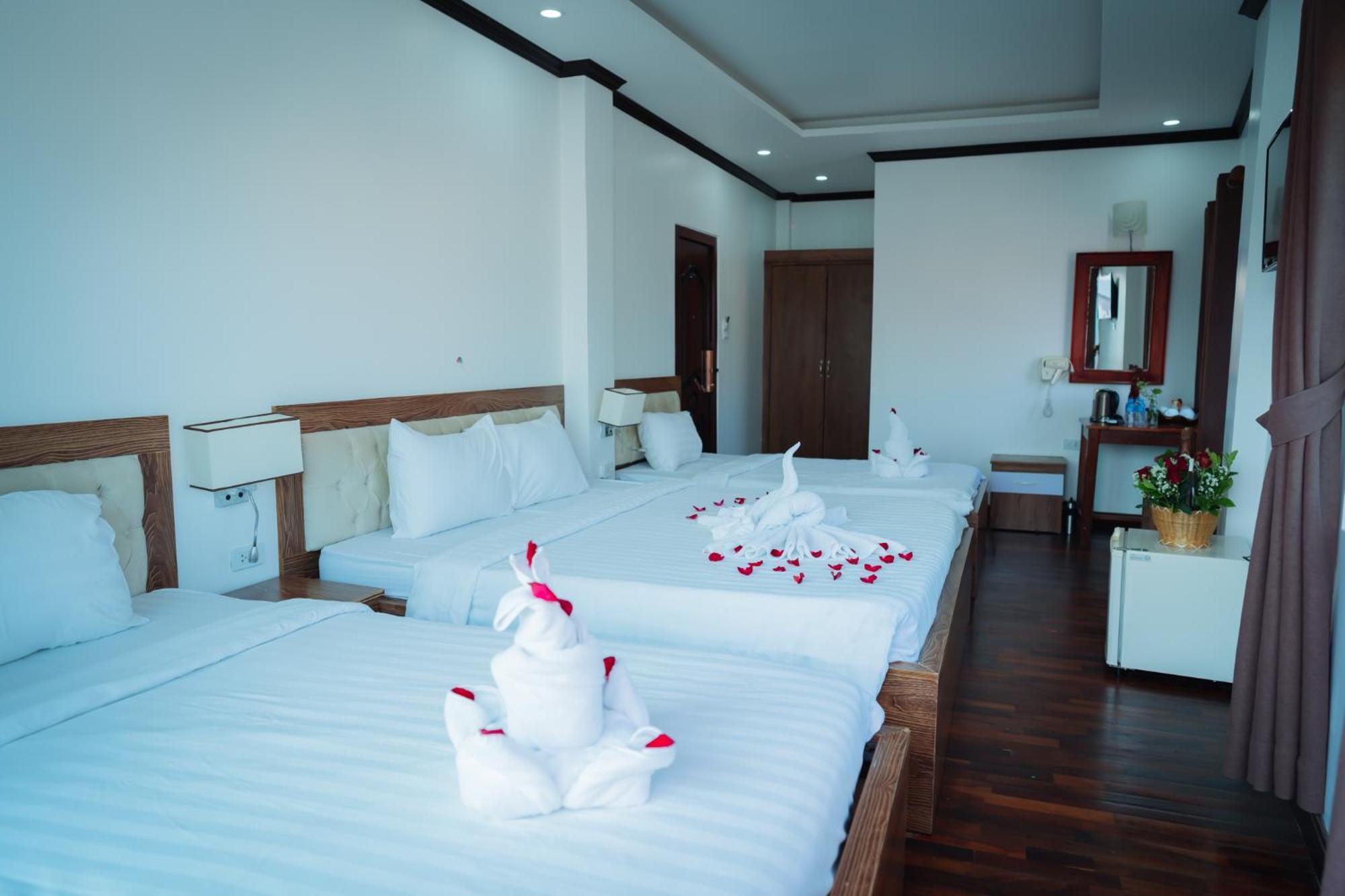 Vientiane Ruby Riverside Hotel エクステリア 写真
