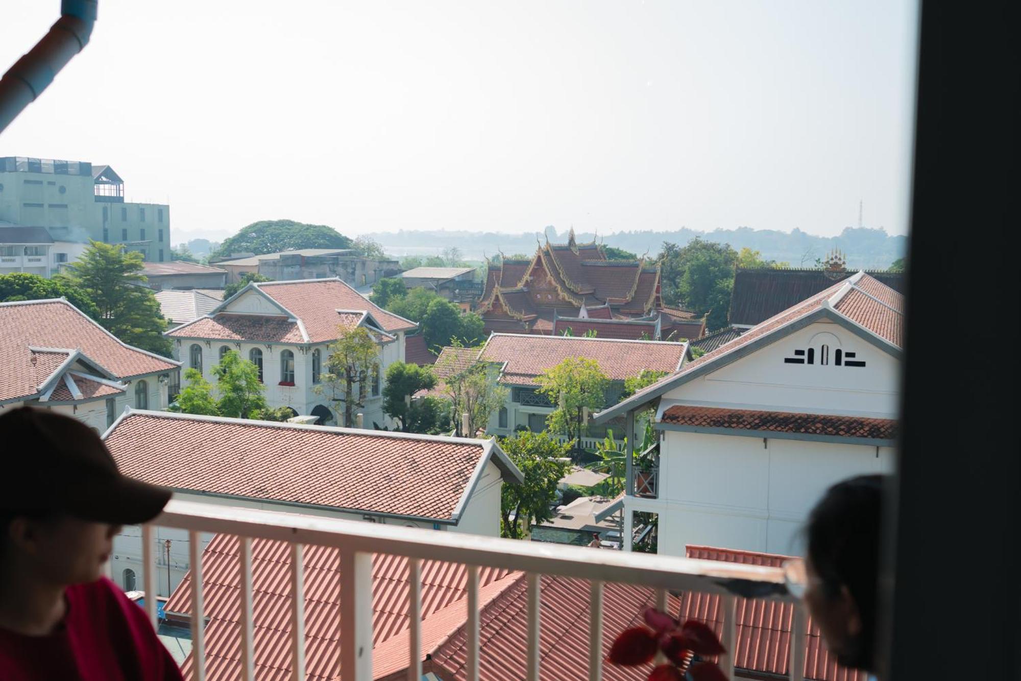 Vientiane Ruby Riverside Hotel エクステリア 写真